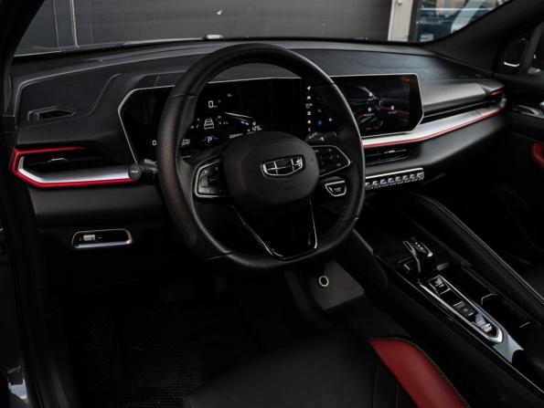 Geely Coolray I Рестайлинг с пробегом 2024 года, цена 2 190 000 рублей, 26054 км, внедорожник, Автокод Объявления