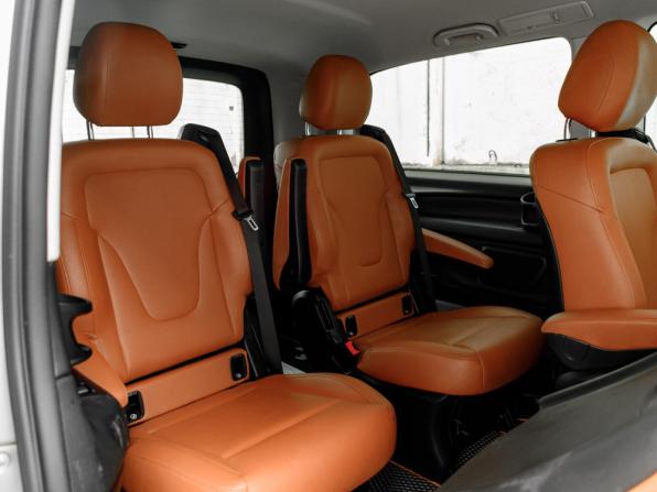Mercedes-Benz V-Класс III (W447) с пробегом 2018 года, цена 3 070 000 рублей, 155701 км, минивэн, Автокод Объявления