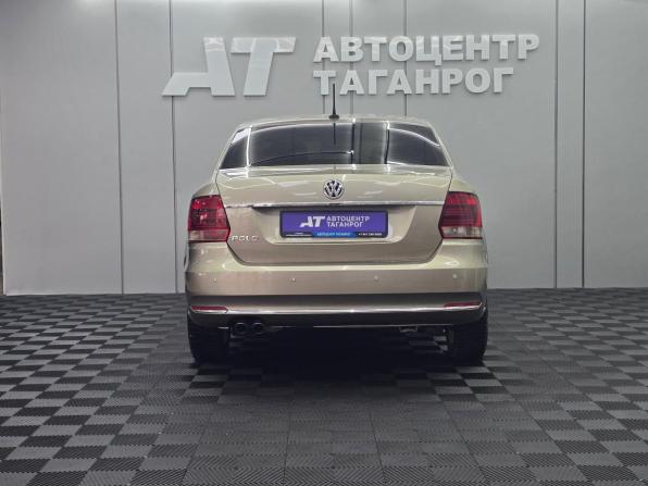 Volkswagen Polo V Рестайлинг с пробегом 2017 года, цена 1 249 000 рублей, 164000 км, седан, Автокод Объявления