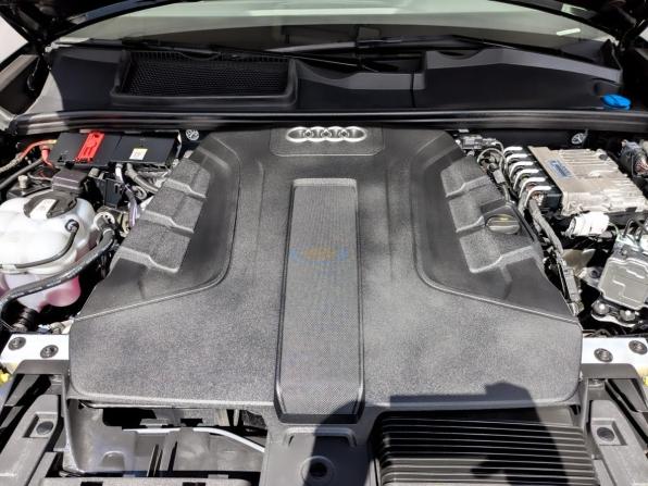Audi Q8 I (4M) с пробегом 2022 года, цена 7 850 000 рублей, 58295 км, внедорожник, Автокод Объявления