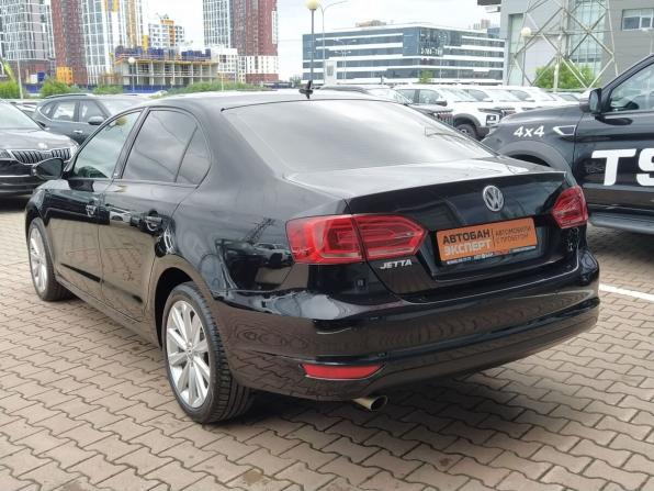 Volkswagen Jetta VI с пробегом 2014 года, цена 890 000 рублей, 180000 км, седан, Автокод Объявления
