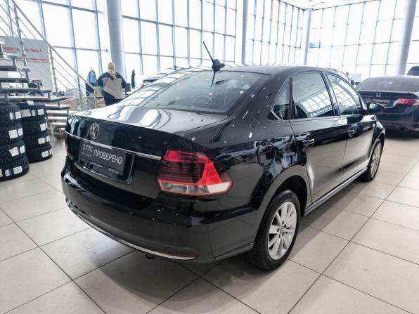 Volkswagen Polo V Рестайлинг с пробегом 2017 года, цена 1 350 000 рублей, 138000 км, седан, Автокод Объявления