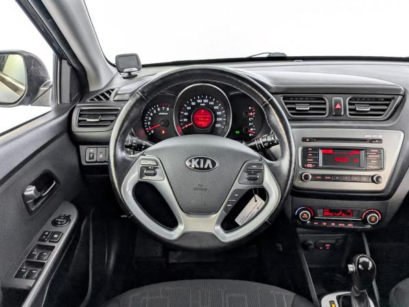 Kia Rio III Рестайлинг с пробегом 2017 года, цена 1 160 000 рублей, 135254 км, хэтчбек, Автокод Объявления