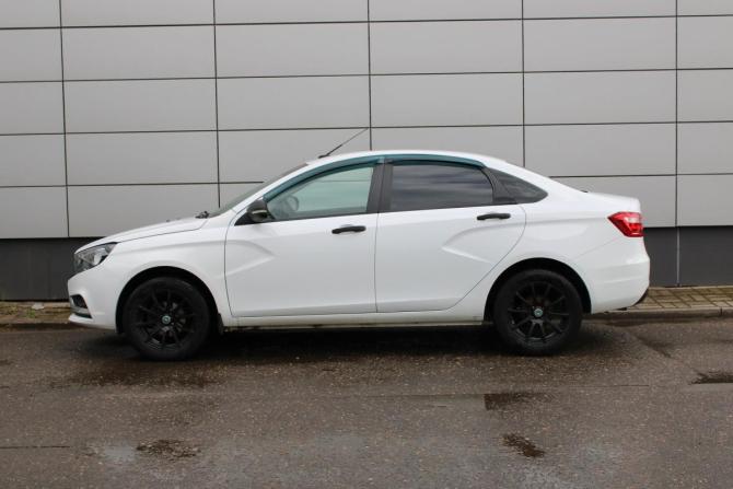Lada (ВАЗ) Vesta I с пробегом 2017 года, цена 746 000 рублей, 103762 км, седан, Автокод Объявления