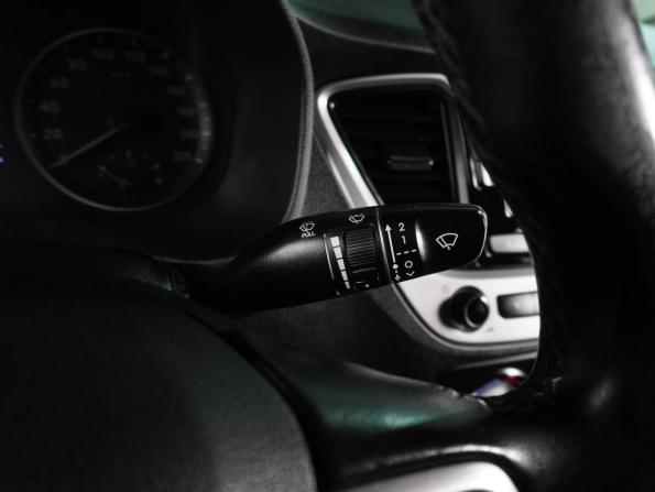 Hyundai Solaris II с пробегом 2017 года, цена 1 079 000 рублей, 201979 км, седан, Автокод Объявления