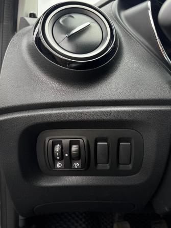 Renault Kaptur I с пробегом 2017 года, цена 1 380 000 рублей, 72540 км, внедорожник, Автокод Объявления