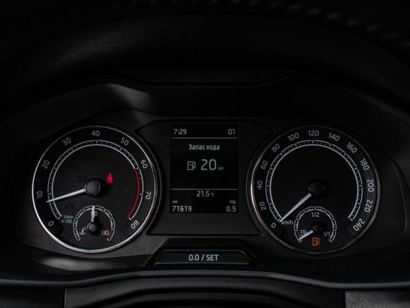 Skoda Rapid II с пробегом 2021 года, цена 1 675 000 рублей, 71619 км, лифтбек, Автокод Объявления