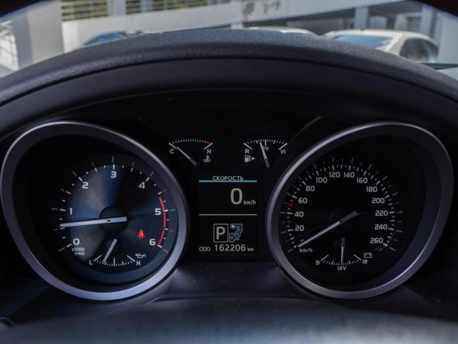 Toyota Land Cruiser 200 Series Рестайлинг 1 Волгоград  - изображение 13