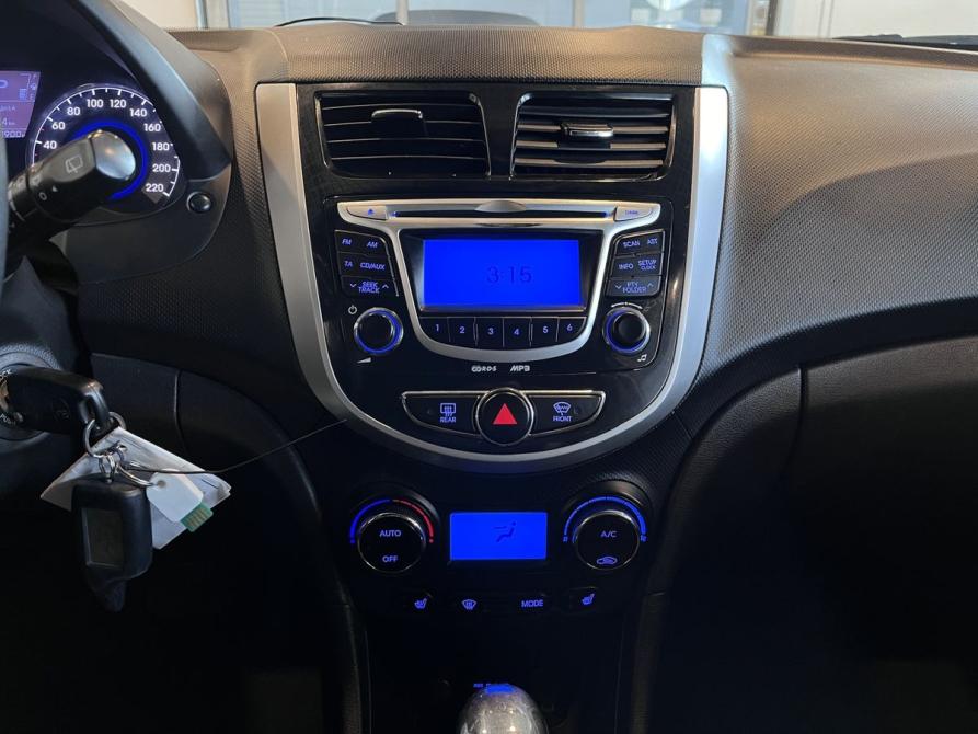 Hyundai Solaris I Чебоксары  - изображение 13