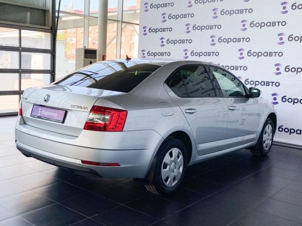 Skoda Octavia III (A7) Рестайлинг с пробегом 2018 года, цена 1 880 000 рублей, 88667 км, лифтбек, Автокод Объявления