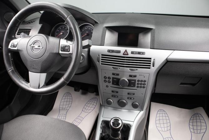 Opel Astra H Рестайлинг с пробегом 2010 года, цена 599 000 рублей, 205440 км, хэтчбек, Автокод Объявления