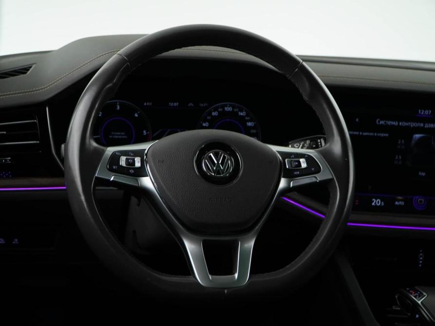 Volkswagen Touareg III Москва  - изображение 15