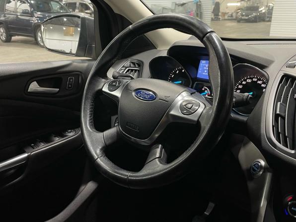 Ford Kuga II с пробегом 2013 года, цена 1 030 000 рублей, 147989 км, внедорожник, Автокод Объявления