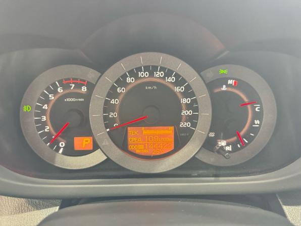 Toyota RAV4 III (XA30) Рестайлинг с пробегом 2012 года, цена 1 200 000 рублей, 144422 км, внедорожник, Автокод Объявления