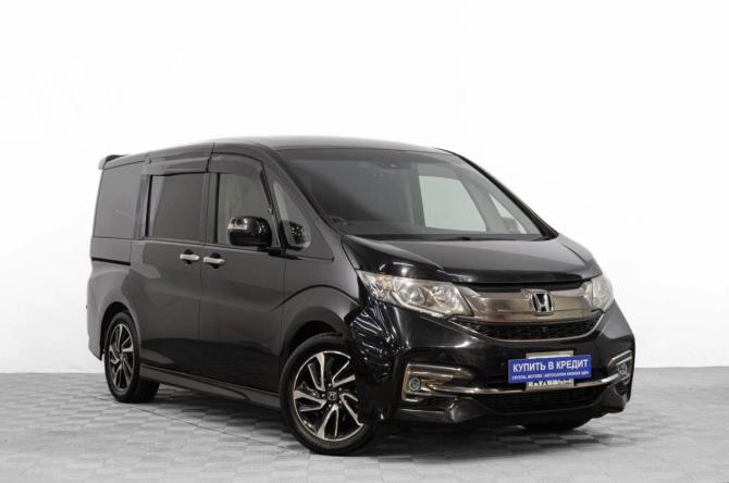 Honda Stepwgn V с пробегом 2015 года, цена 2 009 000 рублей, 94000 км, минивэн, Автокод Объявления
