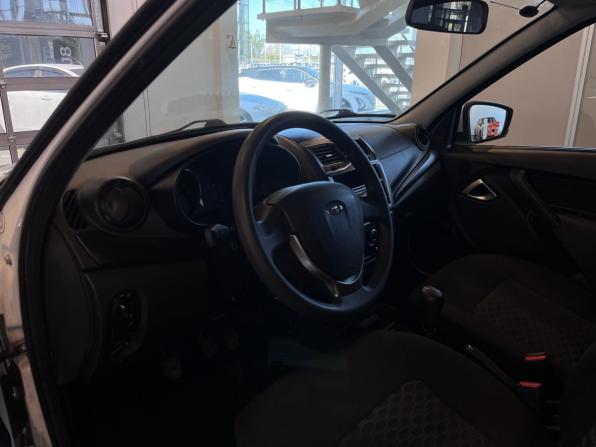Lada (ВАЗ) Granta I Рестайлинг с пробегом 2024 года, цена 815 000 рублей, 54017 км, лифтбек, Автокод Объявления