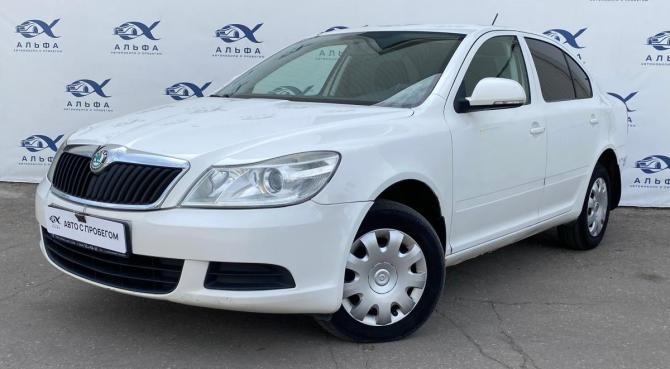 Skoda Octavia II (A5) Рестайлинг с пробегом 2011 года, цена 650 000 рублей, 205702 км, лифтбек, Автокод Объявления