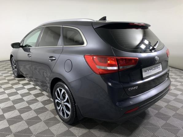Kia Ceed II Рестайлинг с пробегом 2018 года, цена 1 368 000 рублей, 144690 км, хэтчбек, Автокод Объявления