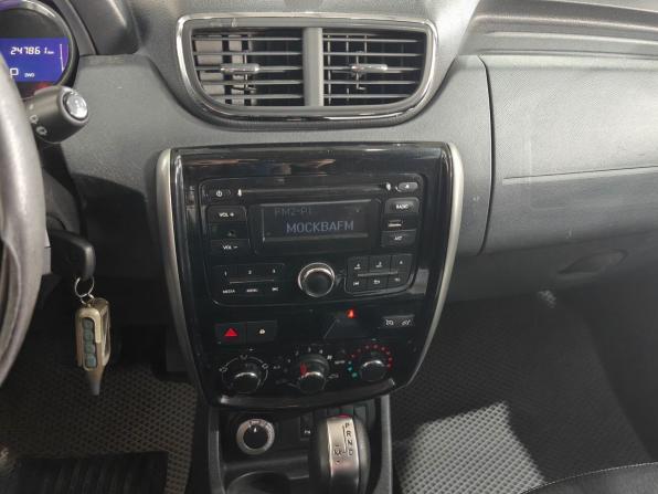Nissan Terrano III (D10) с пробегом 2017 года, цена 889 000 рублей, 247000 км, внедорожник, Автокод Объявления