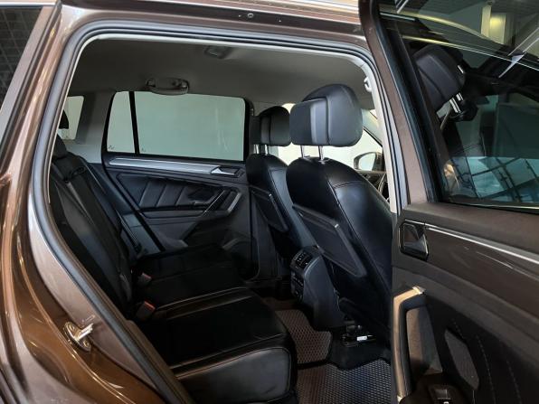 Volkswagen Tiguan II с пробегом 2018 года, цена 2 330 000 рублей, 151150 км, внедорожник, Автокод Объявления
