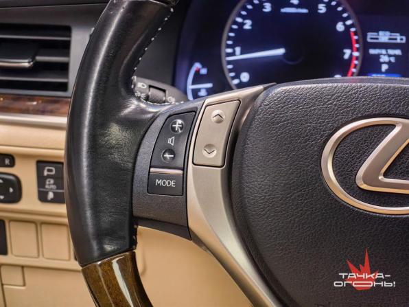 Lexus ES VI с пробегом 2013 года, цена 1 750 000 рублей, 230000 км, седан, Автокод Объявления