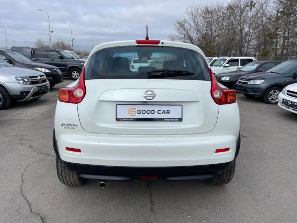 Nissan Juke I с пробегом 2013 года, цена 1 195 000 рублей, 104220 км, внедорожник, Автокод Объявления