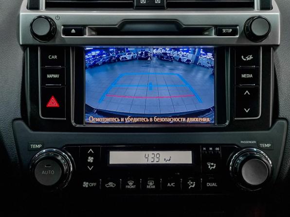 Toyota Land Cruiser Prado 150 Series Рестайлинг 1 с пробегом 2017 года, цена 4 005 000 рублей, 126112 км, внедорожник, Автокод Объявления
