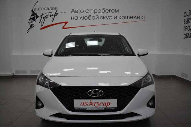 Hyundai Solaris II Рестайлинг с пробегом 2021 года, цена 1 689 000 рублей, 52000 км, седан, Автокод Объявления