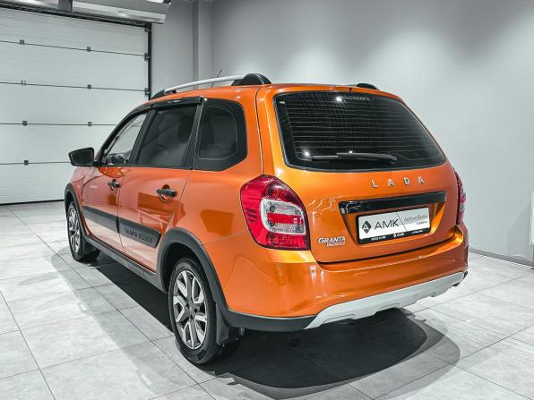Lada (ВАЗ) Granta I Рестайлинг с пробегом 2022 года, цена 791 389 рублей, 67507 км, универсал, Автокод Объявления