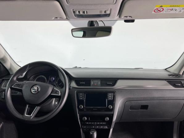Skoda Rapid I Рестайлинг с пробегом 2019 года, цена 1 289 000 рублей, 147000 км, лифтбек, Автокод Объявления