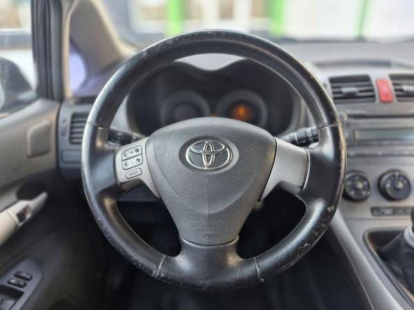 Toyota Auris I с пробегом 2007 года, цена 530 000 рублей, 268413 км, хэтчбек, Автокод Объявления
