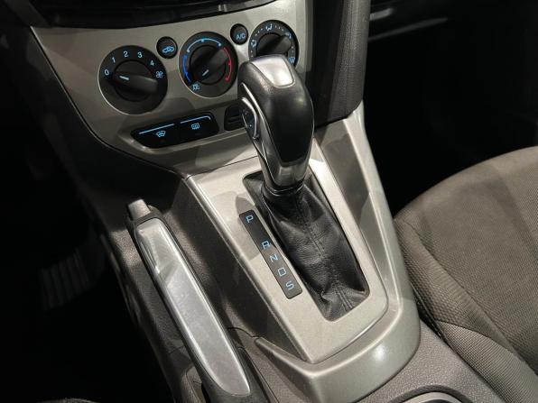 Ford Focus III с пробегом 2013 года, цена 779 000 рублей, 93698 км, хэтчбек, Автокод Объявления