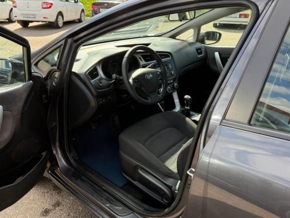 Kia Ceed II с пробегом 2014 года, цена 1 049 000 рублей, 141000 км, универсал, Автокод Объявления