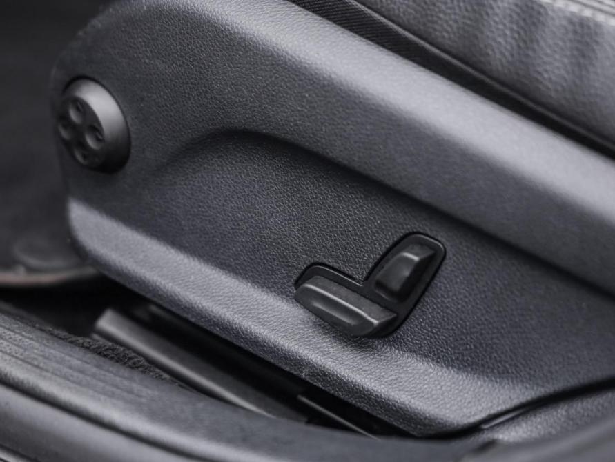 Mercedes-Benz C-Класс IV (W205) Рестайлинг Санкт-Петербург  - изображение 24