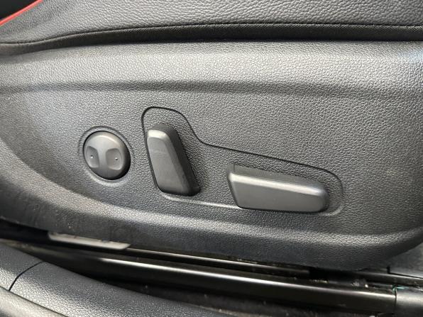 Kia Optima IV Рестайлинг с пробегом 2019 года, цена 2 380 000 рублей, 101464 км, седан, Автокод Объявления