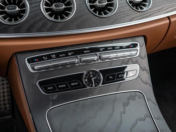 Mercedes-Benz E-Класс V (W213 S213 C238) с пробегом 2020 года, цена 6 180 000 рублей, 36260 км, кабриолет, Автокод Объявления