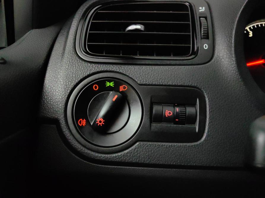 Volkswagen Polo V Рестайлинг Подольск  - изображение 22
