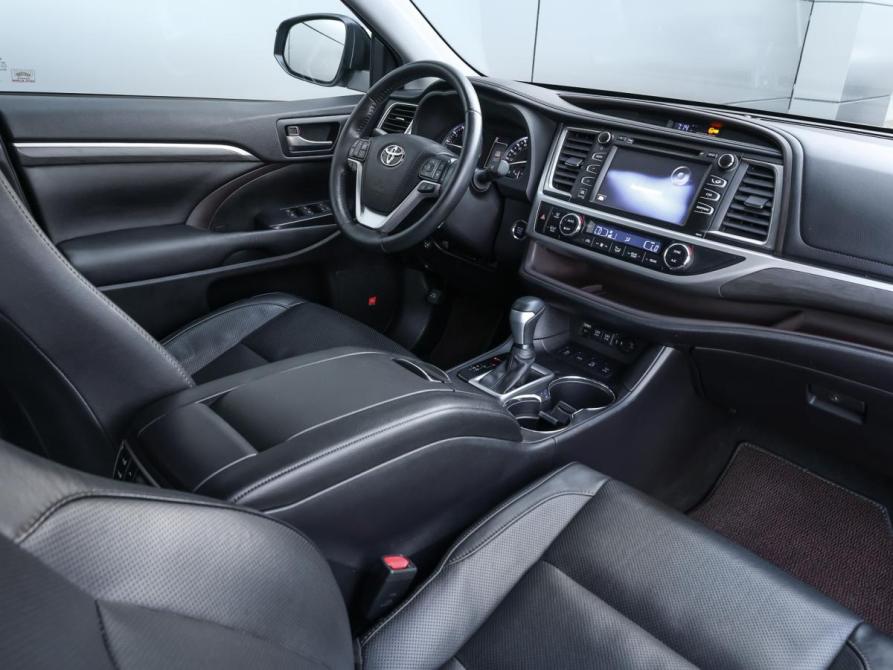 Toyota Highlander III (XU50) Рестайлинг Москва  - изображение 10