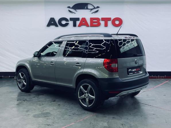 Skoda Yeti I с пробегом 2012 года, цена 850 000 рублей, 226411 км, внедорожник, Автокод Объявления
