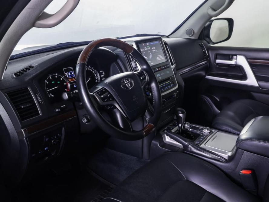 Toyota Land Cruiser 200 Series Рестайлинг 2 Москва  - изображение 15