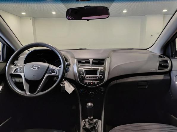 Hyundai Solaris I Рестайлинг с пробегом 2015 года, цена 1 016 000 рублей, 85084 км, седан, Автокод Объявления
