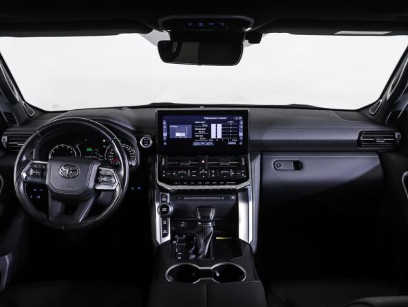 Toyota Land Cruiser 300 Series с пробегом 2021 года, цена 8 898 000 рублей, 109143 км, внедорожник, Автокод Объявления