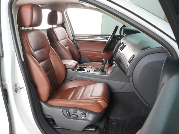 Volkswagen Touareg II Рестайлинг с пробегом 2016 года, цена 2 599 000 рублей, 195802 км, внедорожник, Автокод Объявления