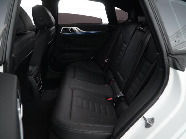 BMW 4 серии G22 G23 G26 Рестайлинг с пробегом 2025 года, цена 6 399 046 рублей, 6184 км, лифтбек, Автокод Объявления