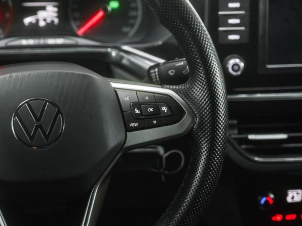 Volkswagen Polo VI с пробегом 2021 года, цена 1 599 000 рублей, 120642 км, лифтбек, Автокод Объявления