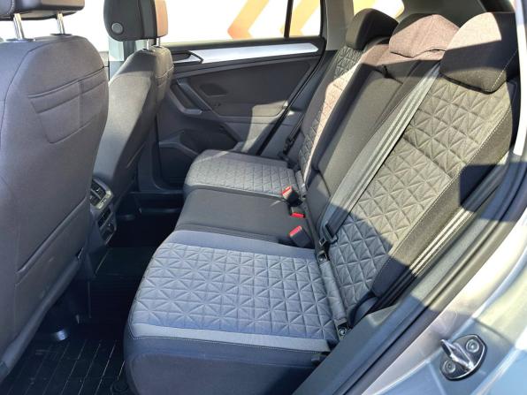Volkswagen Tiguan II Рестайлинг с пробегом 2021 года, цена 2 990 000 рублей, 63504 км, внедорожник, Автокод Объявления