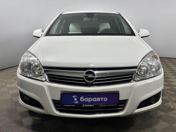 Opel Astra H Рестайлинг с пробегом 2010 года, цена 640 000 рублей, 174585 км, седан, Автокод Объявления