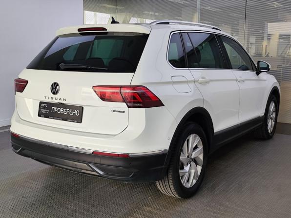 Volkswagen Tiguan II Рестайлинг с пробегом 2021 года, цена 3 399 000 рублей, 108000 км, внедорожник, Автокод Объявления