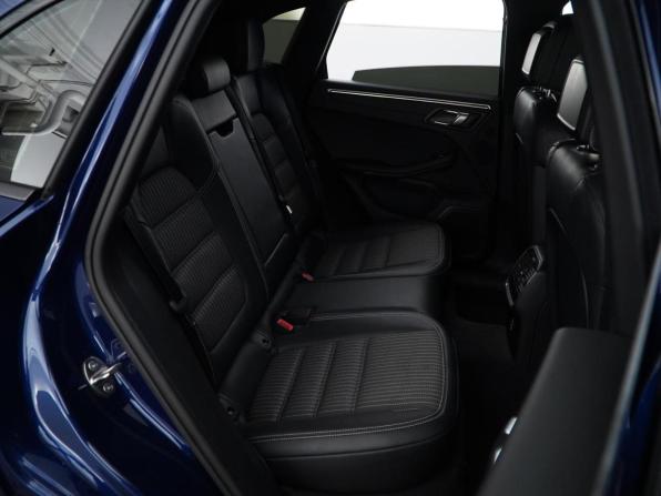 Porsche Macan I Рестайлинг 2 с пробегом 2023 года, цена 8 248 505 рублей, 18014 км, внедорожник, Автокод Объявления