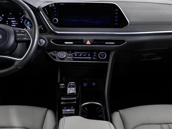 Hyundai Sonata VIII (DN8) с пробегом 2021 года, цена 2 649 000 рублей, 71578 км, седан, Автокод Объявления